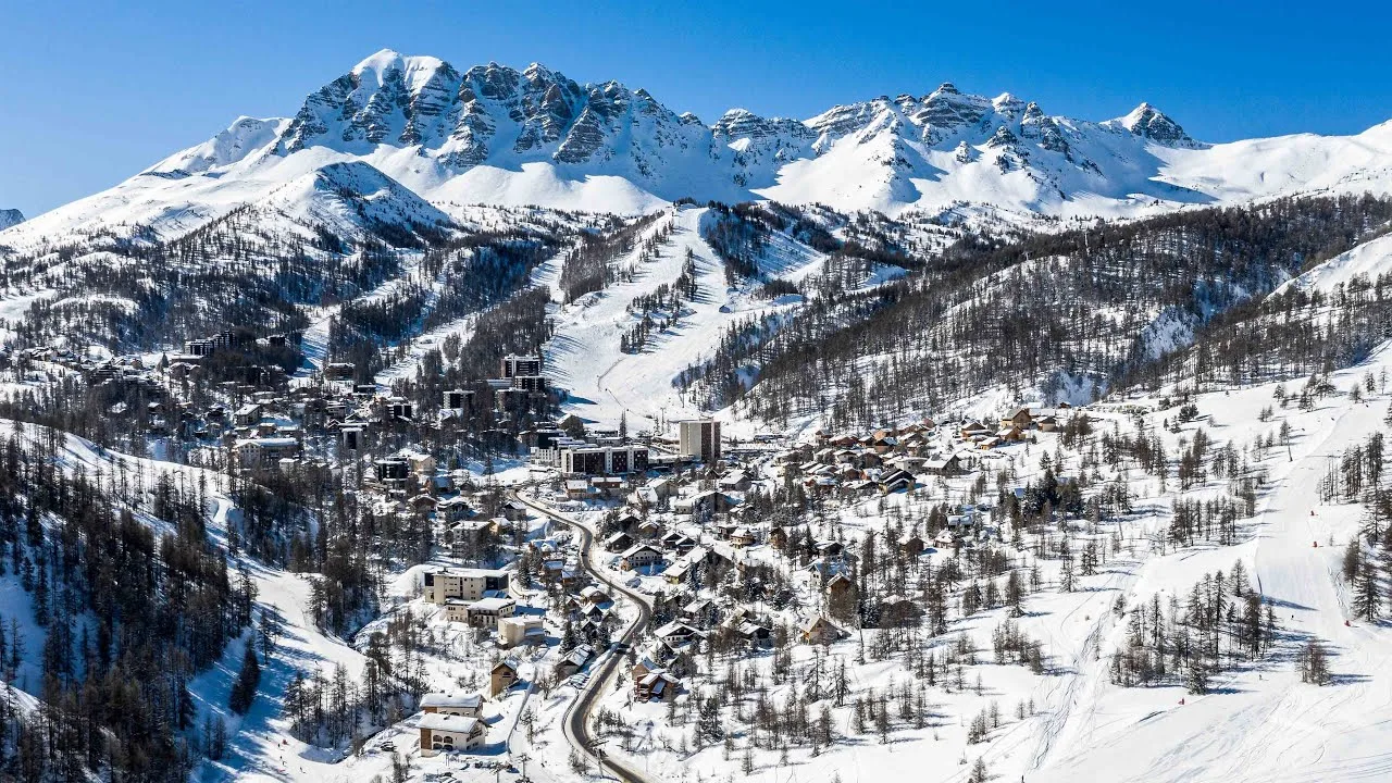 Vars : inauguration des nouveaux équipements du domaine
